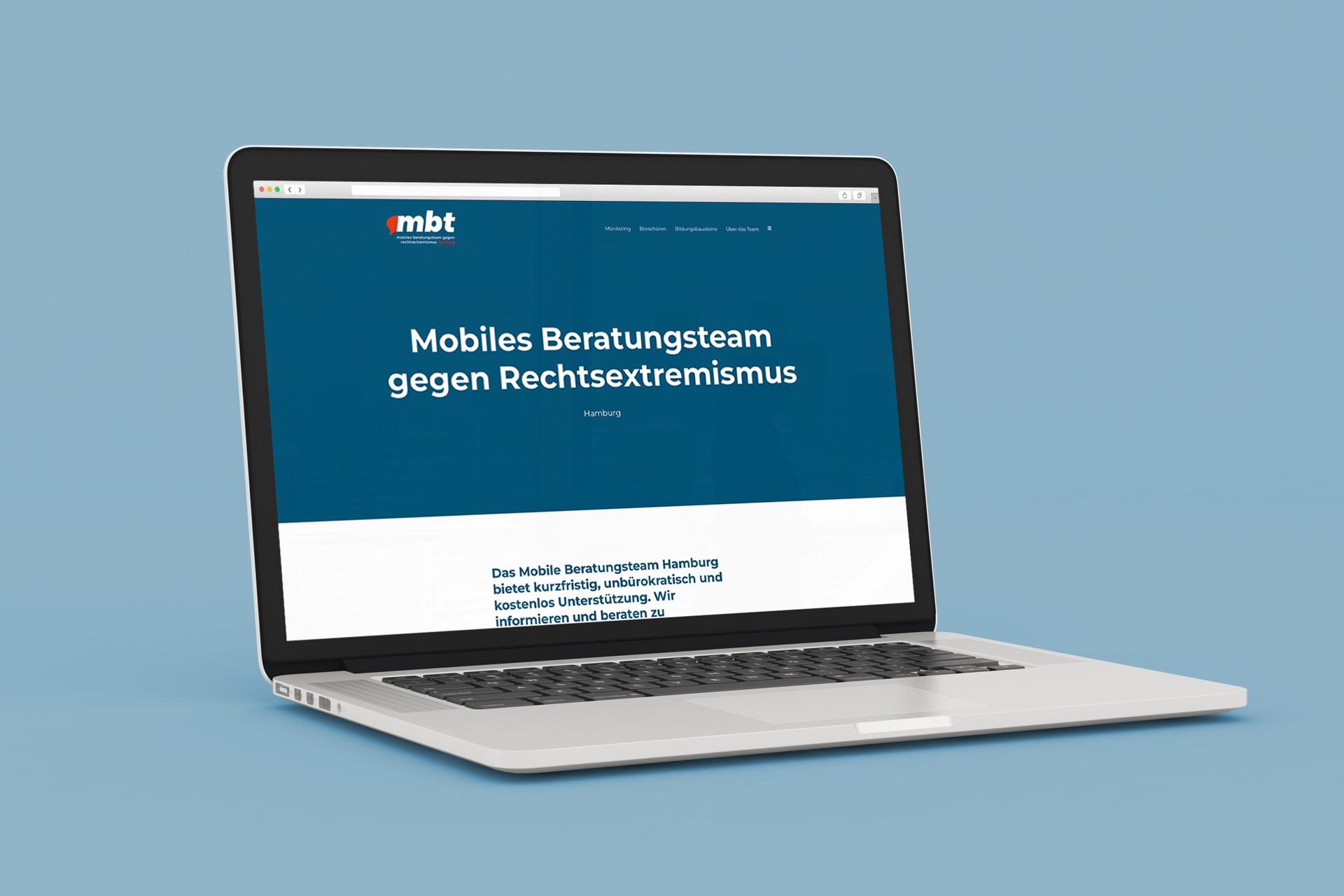 Ein Laptop zeigt die Website des MBT